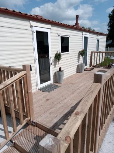 Jenkinstown Apartment | The Rock Bar B&B