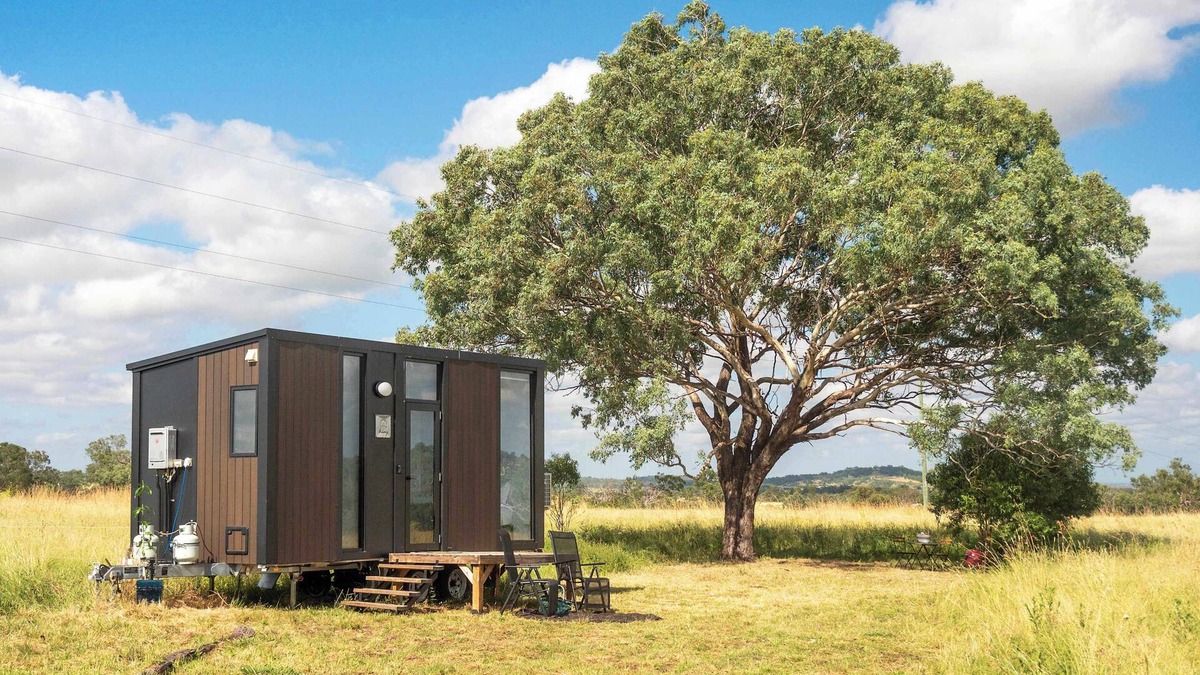 Stoneleigh House | The Rocky At Stones Throw Away by Tiny Away