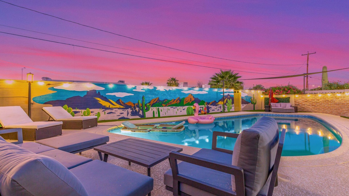 Scottsdale Country Acres House | The Rody - Mins to Old Town with Heated Pool, Games, Fast Wifi and More.