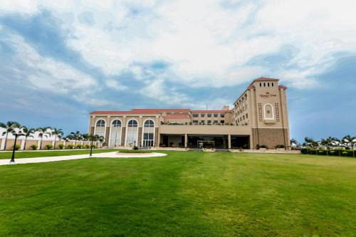 Durg Hotel | The Roman Park