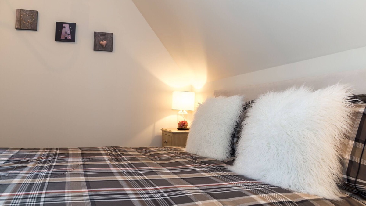 Ottrott Bed & Breakfast | The Romance room "chez Christine" in Ottrott at the foot of Mont-Saint-Odile