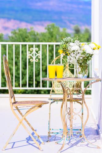 Kfar Blum Apartment | The Roof
