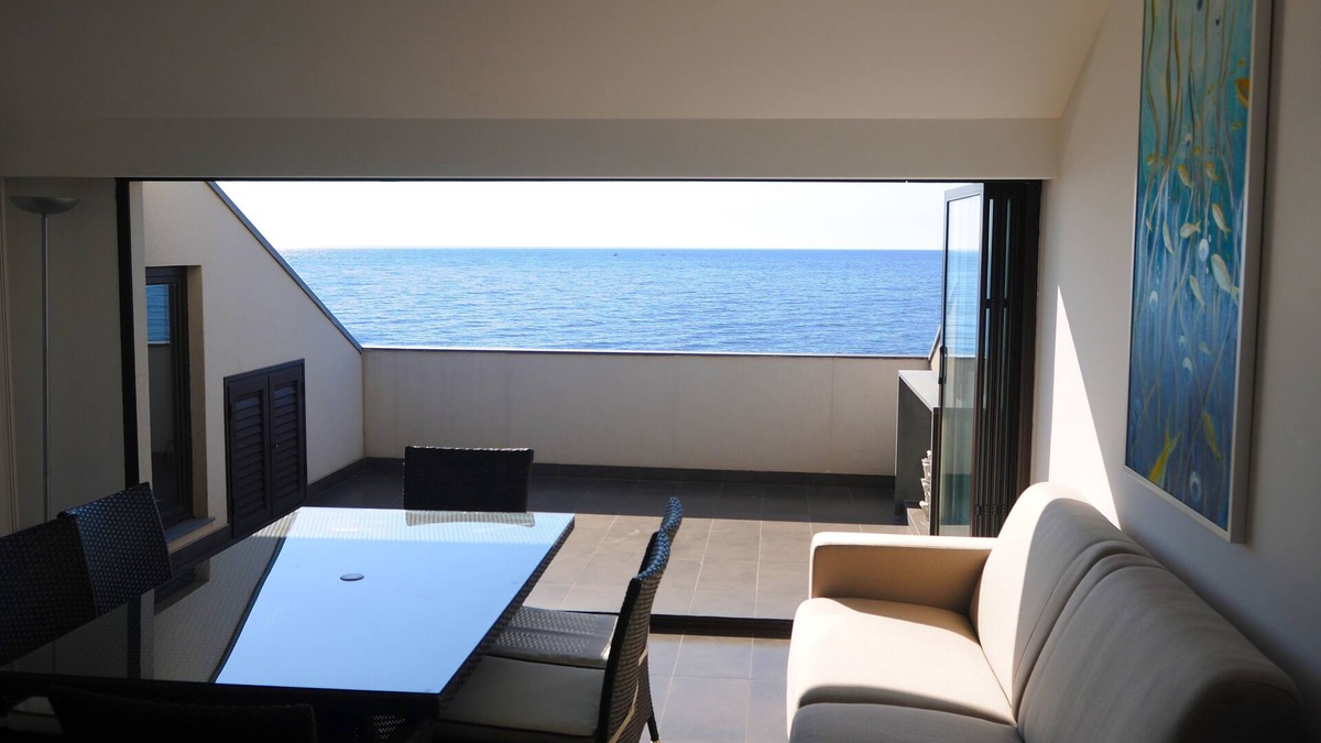 Fondachello Apartment | The roof on the Sea - Apartments