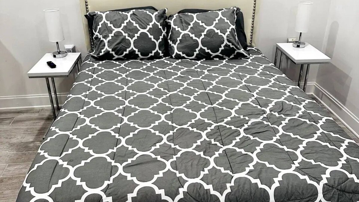 Ybor City Apartment | The Roost in Tampa, Floridann