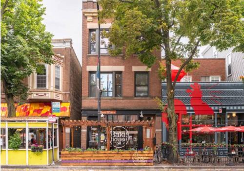 Roscoe Village Apartment | The Roscoe Village Guesthouse