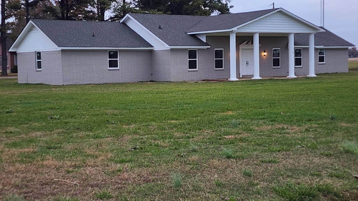 Birdeye House | The Rose Community Critter Co. Clubhouse! 4 bedrooms w/12 beds, and 2 full baths