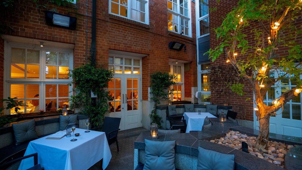 Reading City Centre Hotel | The Roseate Reading