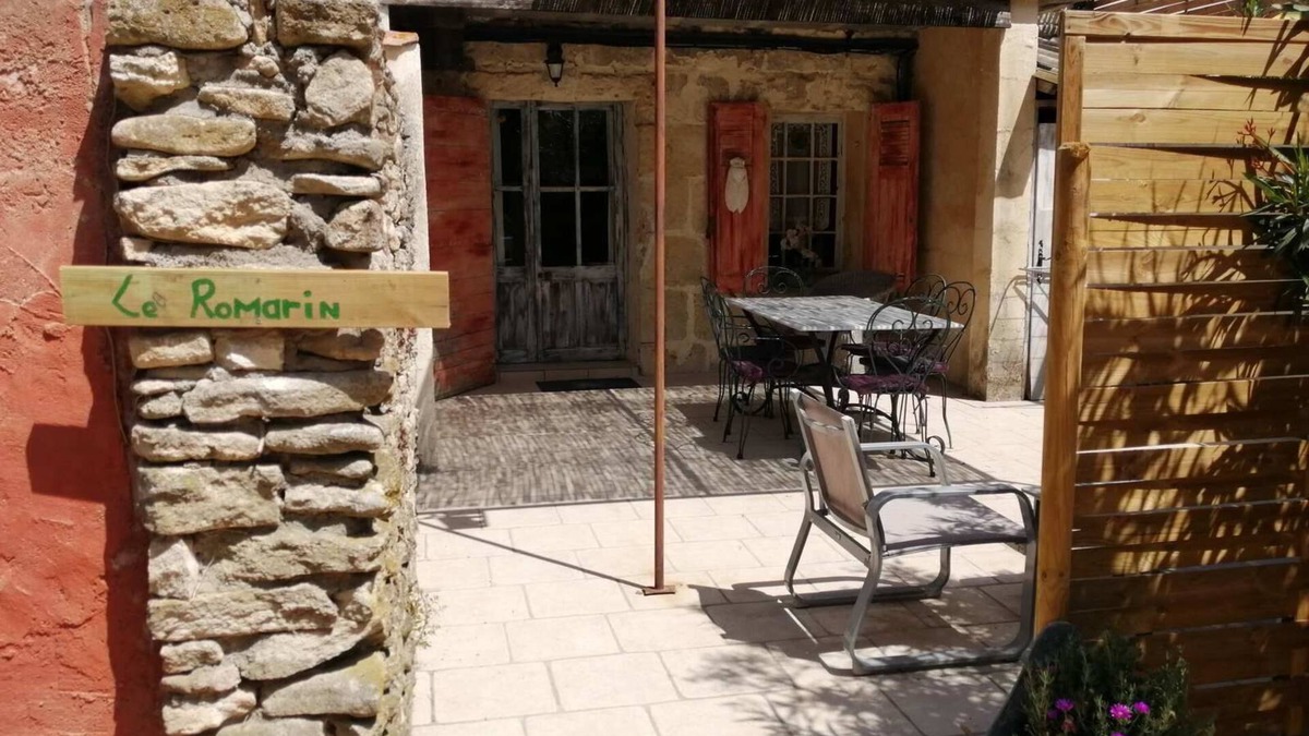 Tarascon House | THE Rosemary, MAS MAURANE, TARASCON