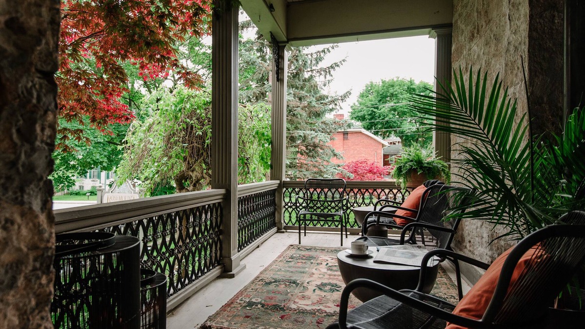 Kingston Bed & Breakfast | The Rosemount Inn