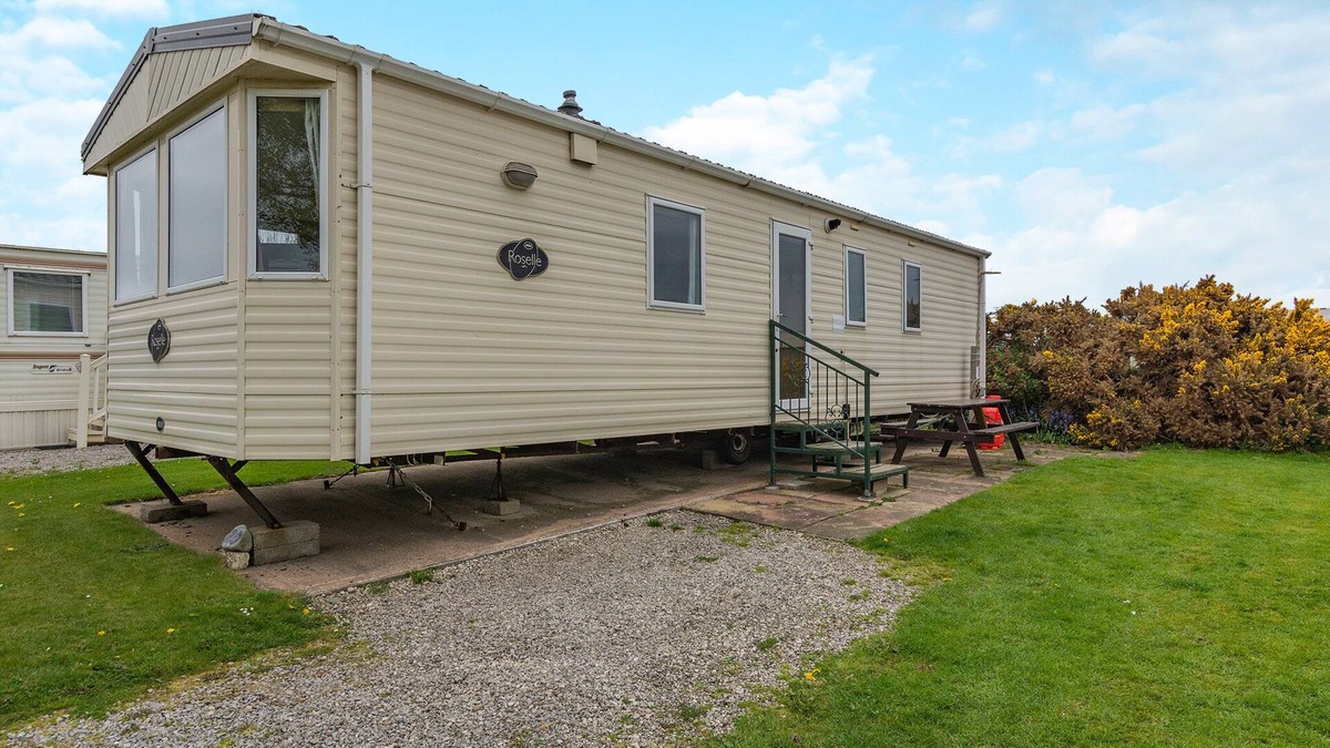 Beckfoot House | The Rowan Caravan Pet Friendly
