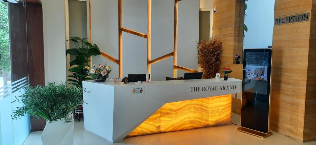 Karur Hotel | The Royal Grand