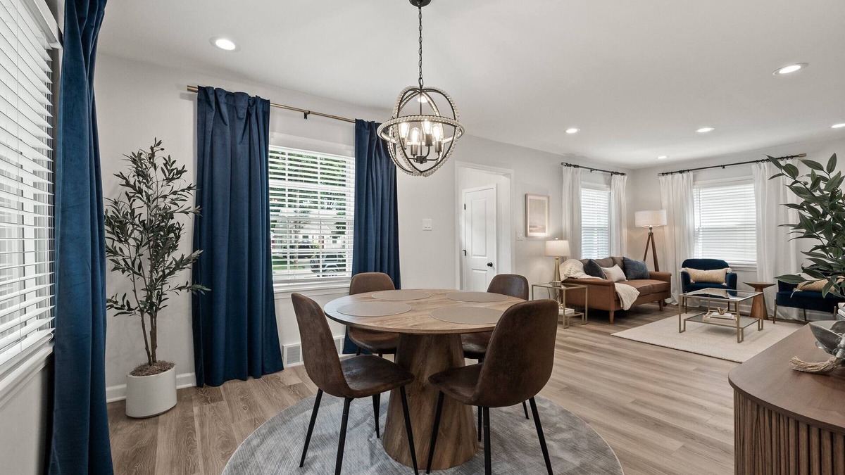 Royal Oak House | The Royal Hideaway - Your Stylish Retreat in Royal Oak!