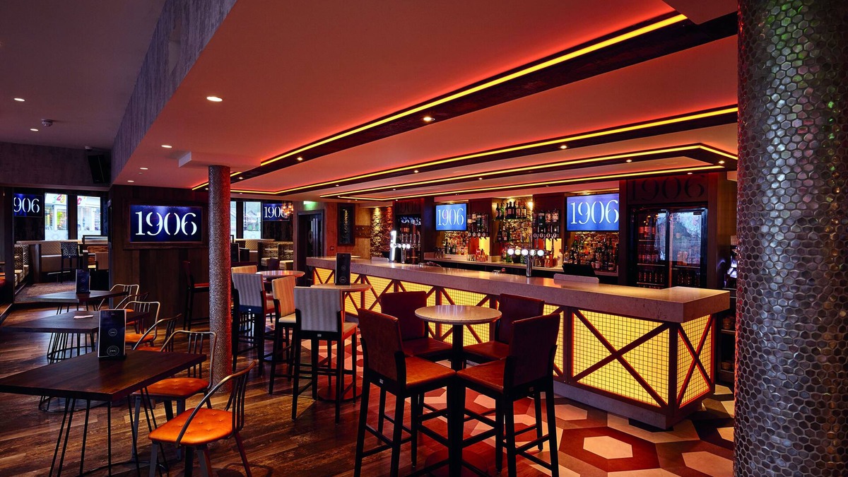 Cronberry Hotel | The Royal Hotel