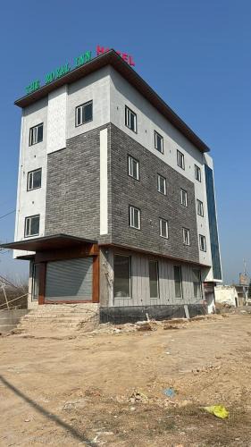 Baba Bakala Hotel | The Royal Inn