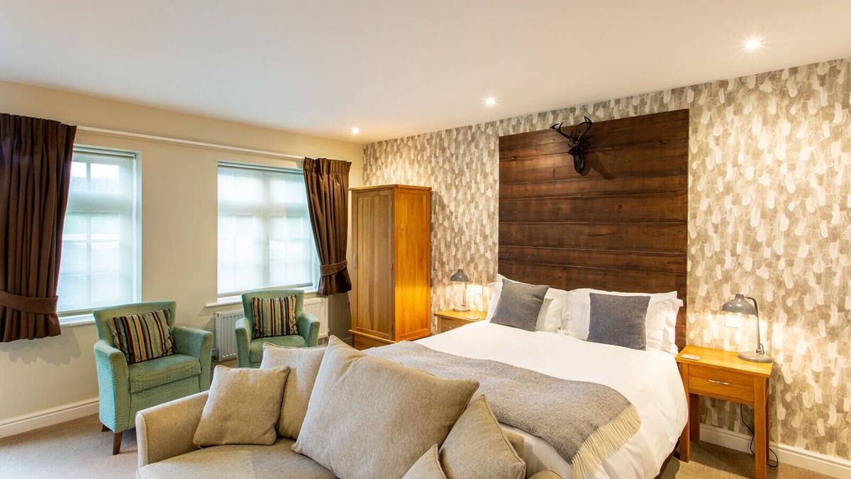 Long Whatton Hotel | The Royal Oak - Inn