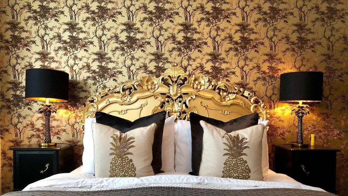 Eastbourne House | The Royal Pavilion @ THE NICHE