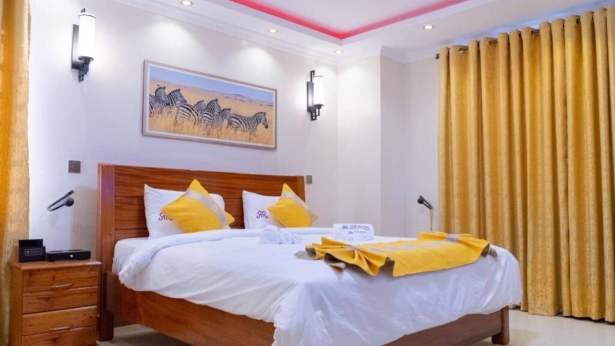 Kitengela Apartment | The Royal Residence : Twiga (Giraffe)