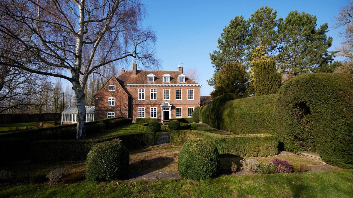 Princes Risborough House | The Royal Retreat -Elegant 7BDR with Garden