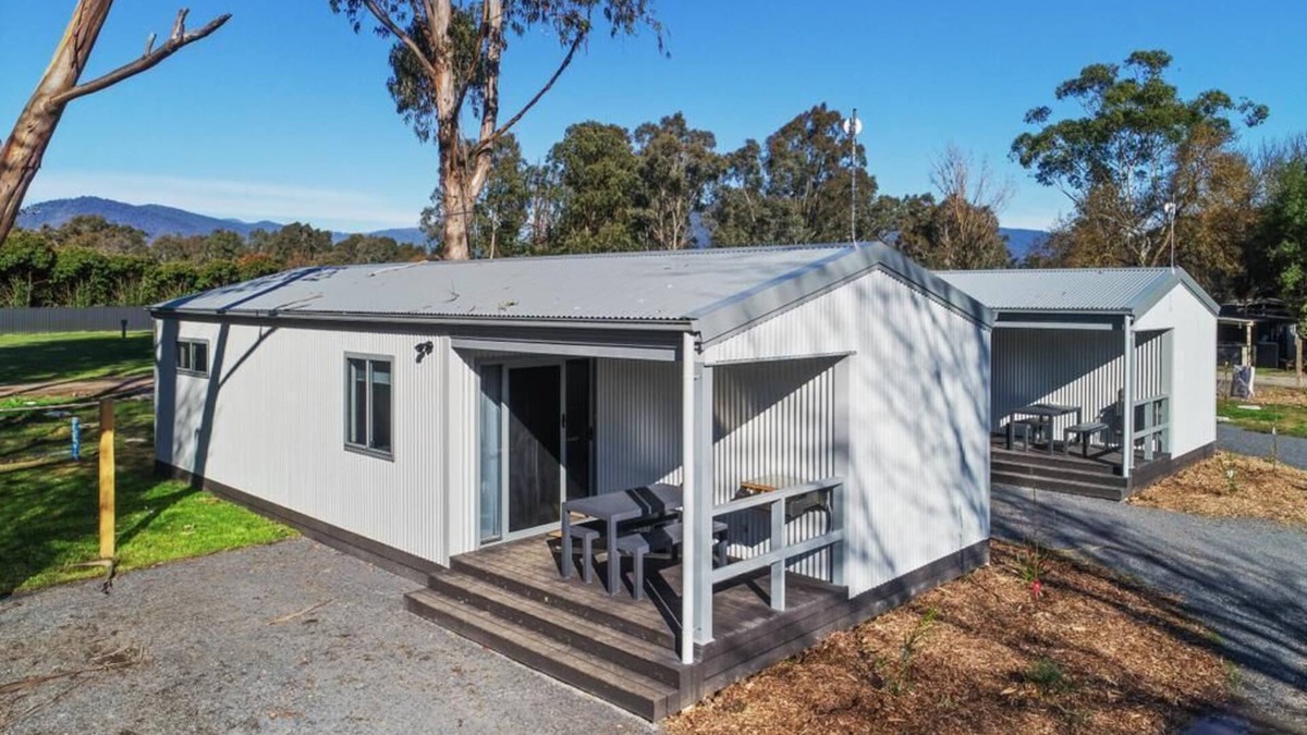 Thornton Villa | "The Rubicon" 2 Bedroom Villa - Cabin Villa 4 Sleep 5