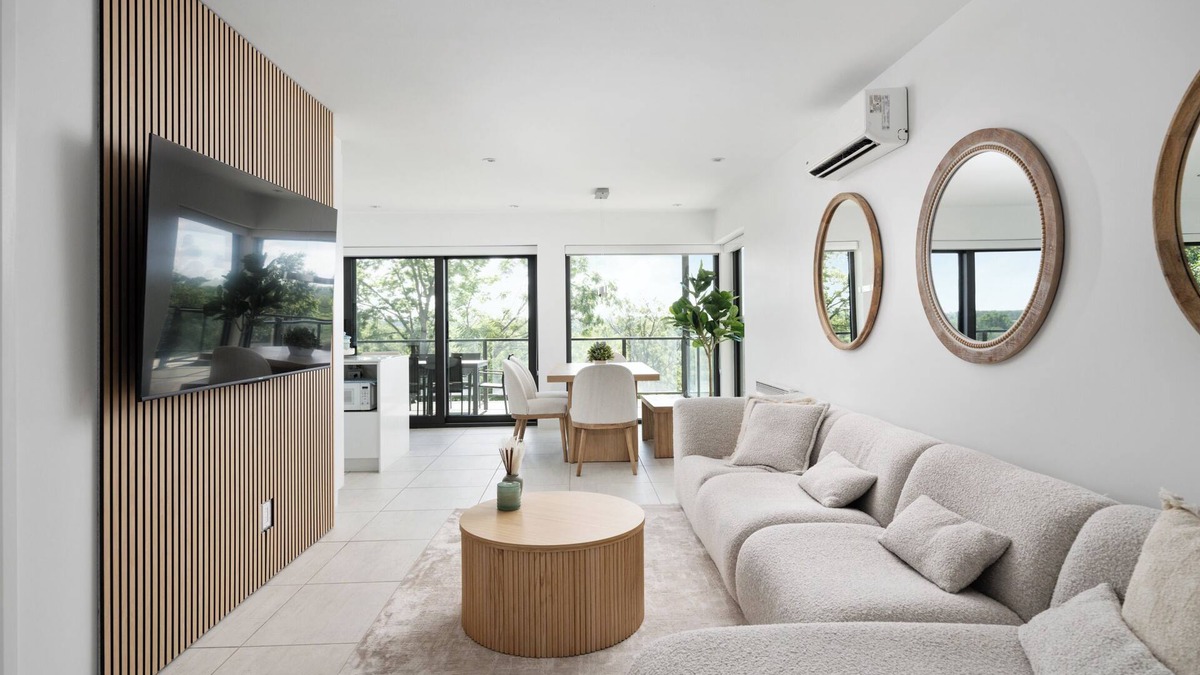 Laval Condo | The Saint James