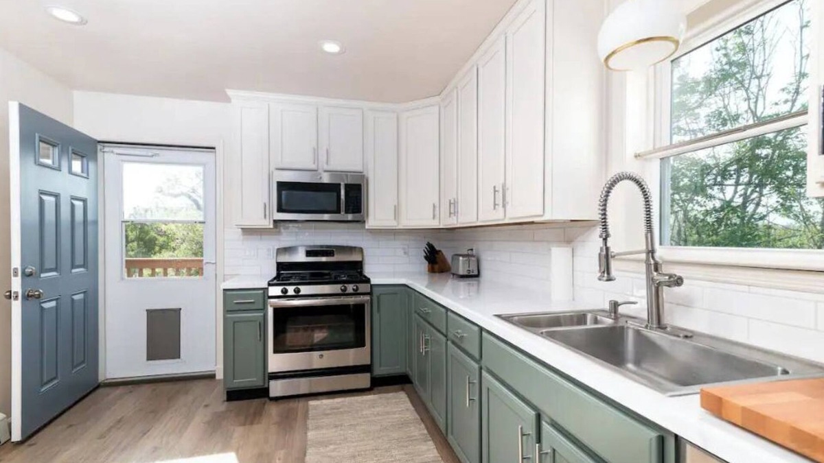 Ocean Bluff-Brant Rock House | The Salt Marsh at Sunrise Beach