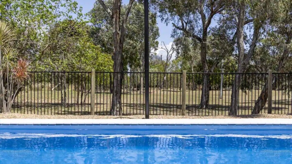 Pallarenda House | The Salty Curlew - private beachside oasis