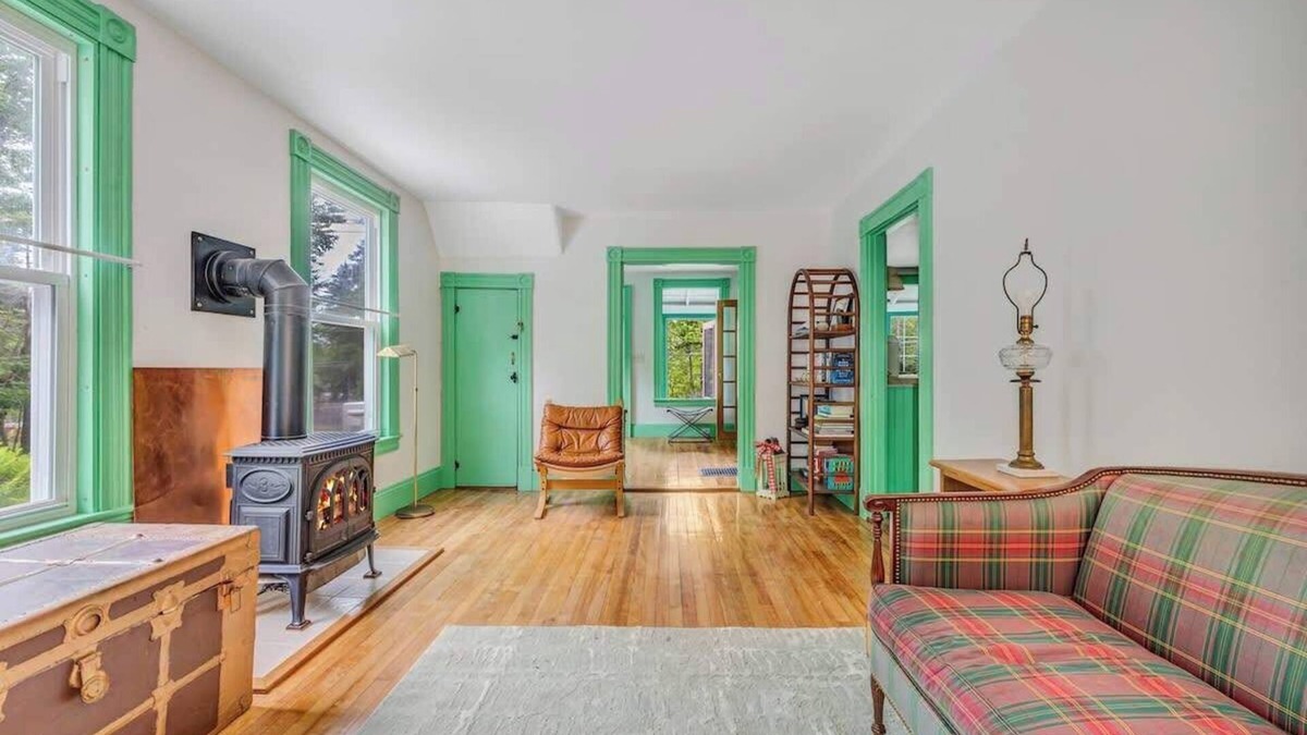 Manset House | The Salty Pines-New!