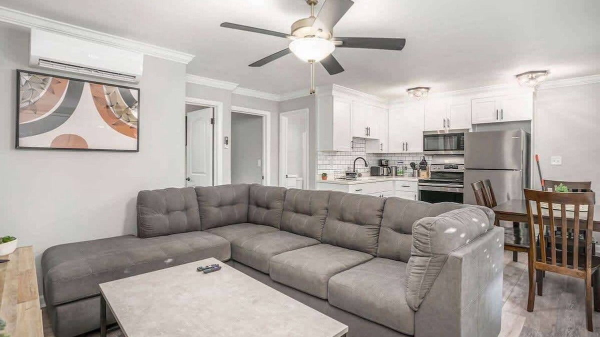 Willoughby Spit Apartment | The Sand Dune Summary