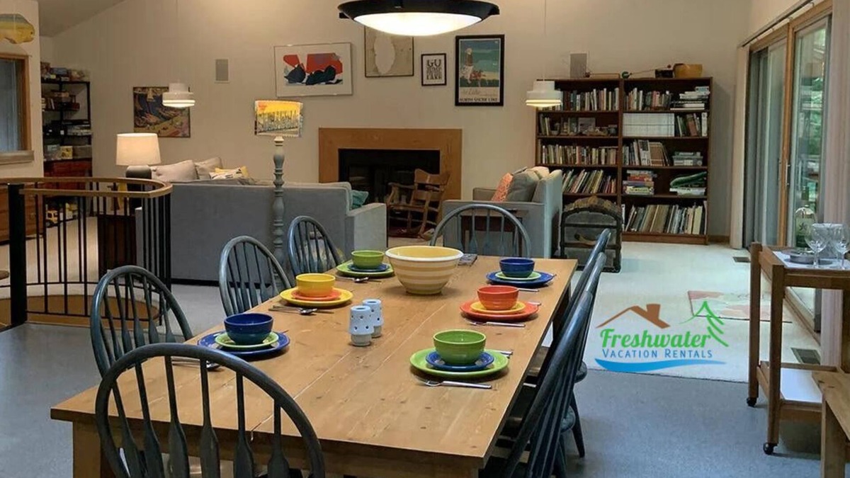 Harbert House | The Sand House: Relax and Unwind This Aurumn by Lake Michigan