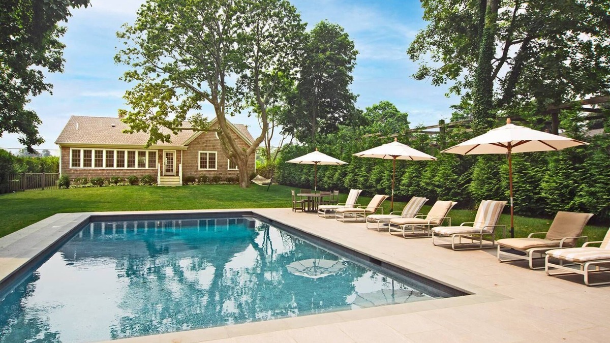 Bridgehampton House | The Sandbox! Completely renovated in-town 3br, 2+ bath with pool & poolhouse.