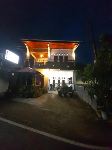 Rinding Batu House | The Sanduk Homestay