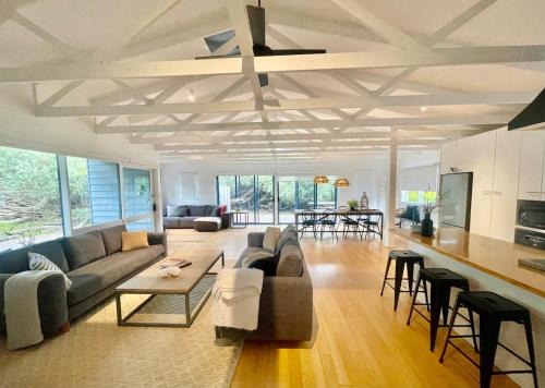 Sandy Point House | The Sandy Retreat