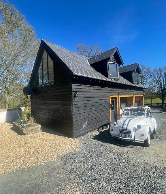 Saint-Dizier-les-Domaines House | The Sans Souci Estate - The Chalet Studio Apartment, Adults Only