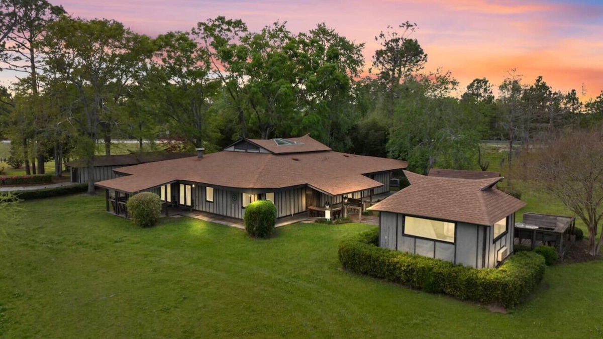 Statesboro House | The Savvi Farm Haus Boro