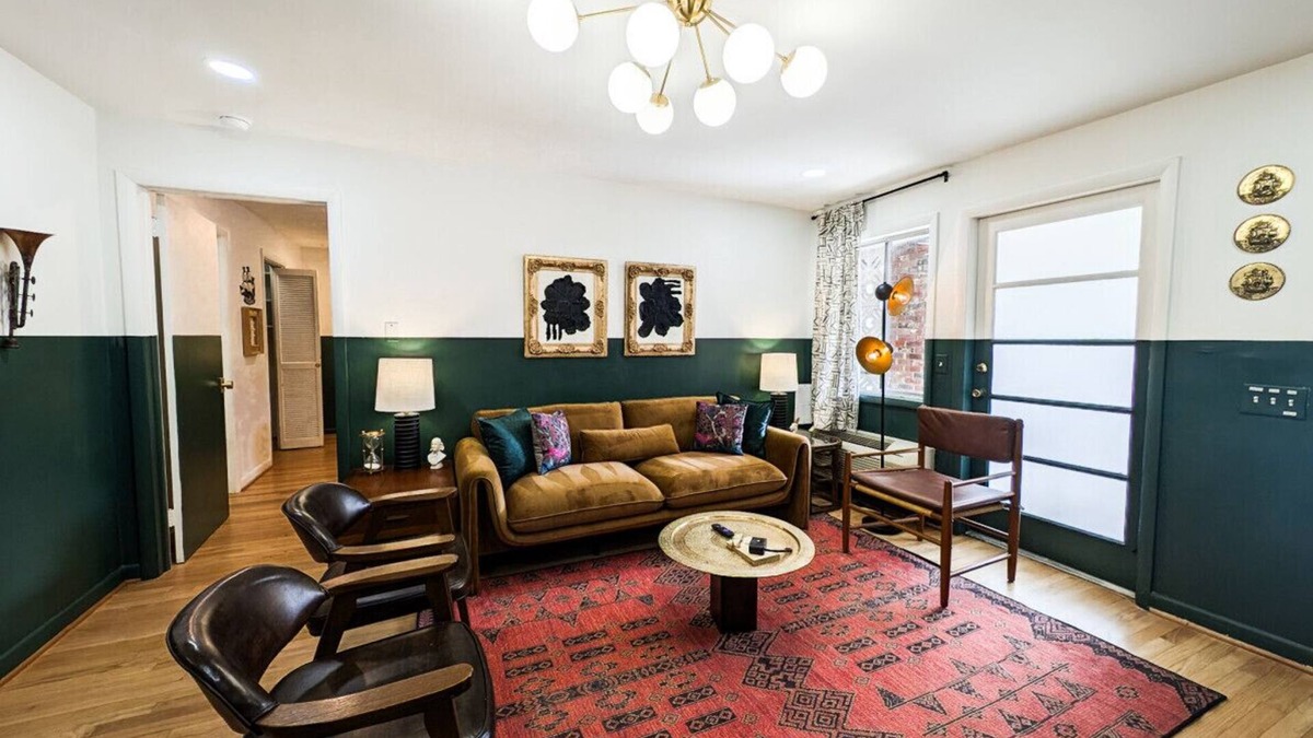 Columbia Apartment | The Scholar Suite | 1 King | Newly Renovated!