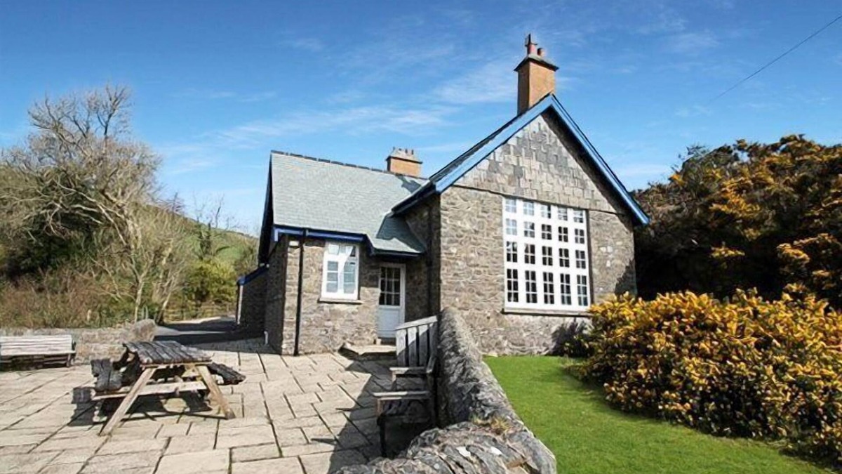 Lynton House | The School House, Countisbury