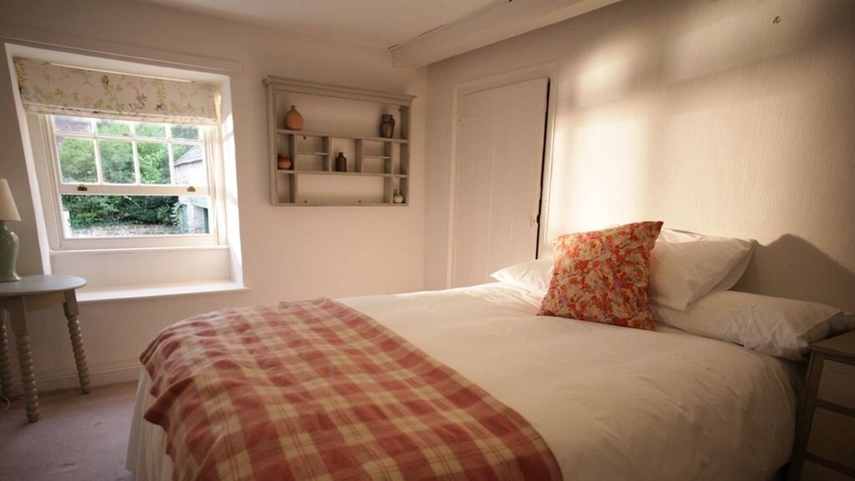 Kingston Hotel | The Scott Arms