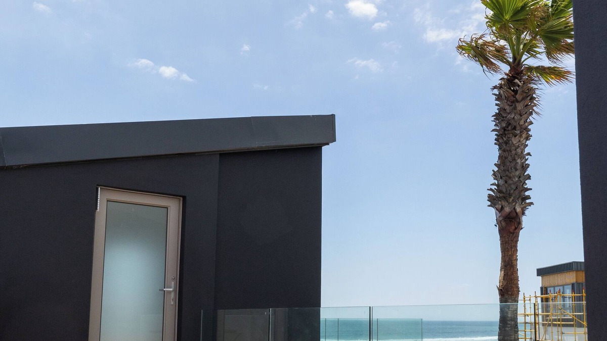 Sunset Beach Apartment | The Sea-View Lodge @ Ocean 9