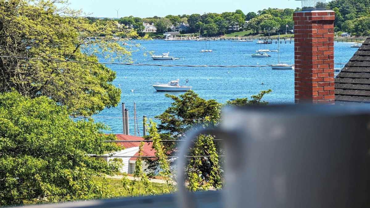 Onset Apartment | The Seaview Suite: GREAT VIEWS, VERY CLOSE TO BEACH!