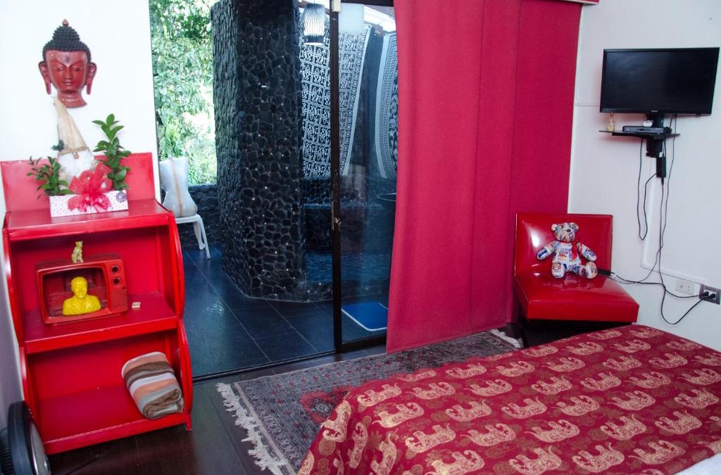 La Estrella Cabin | The Secret Buddha