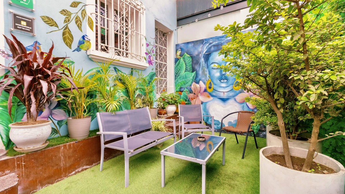 Miraflores Hotel | The Secret Garden Hostel