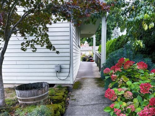 Belmont Apartment | The Secret Garden