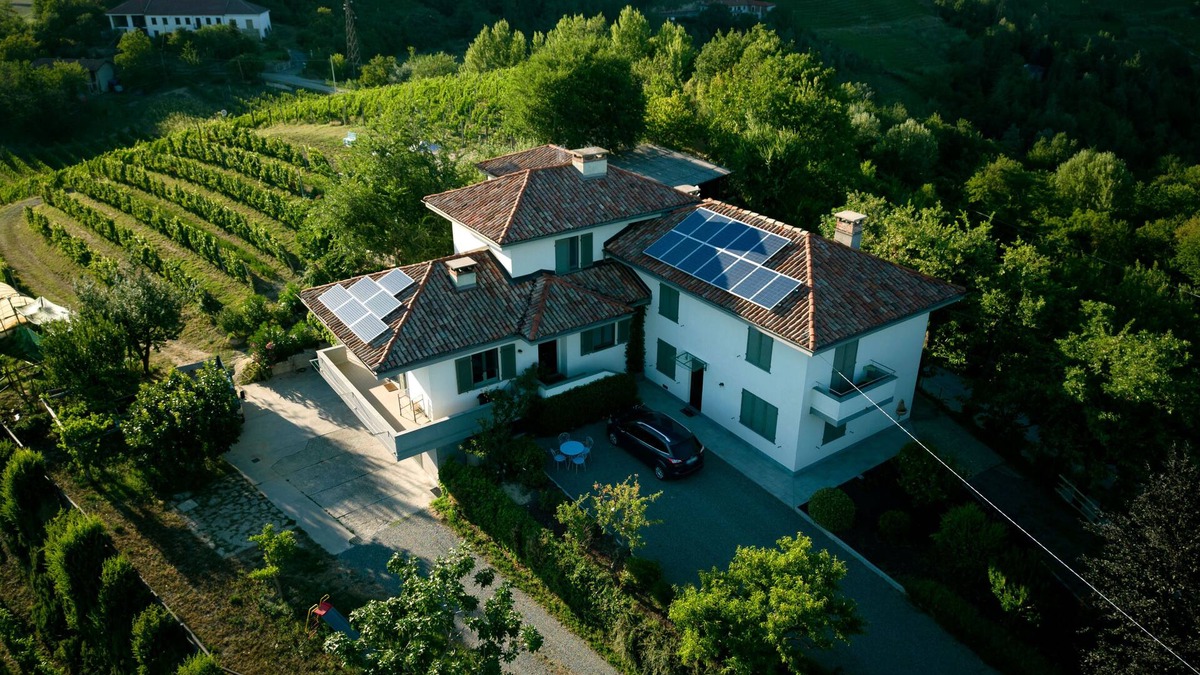 Cassinasco House | THE SEGNAVENTO on holiday where the Monferrato meets the Langa