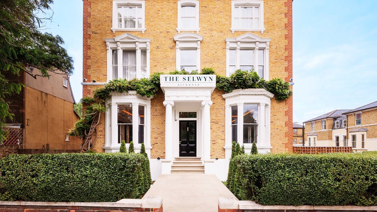South Richmond Hotel | The Selwyn Hotel