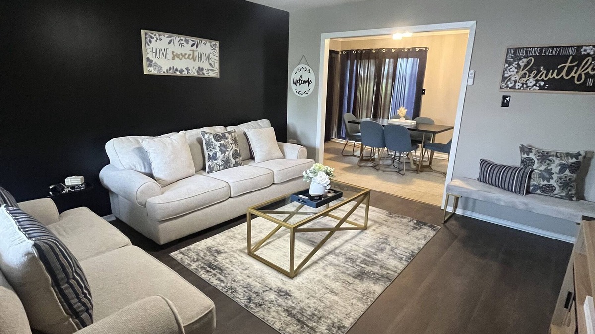 Greenville House | The 'Serene' Retreat has everything you need. You will feel like this is HOME!