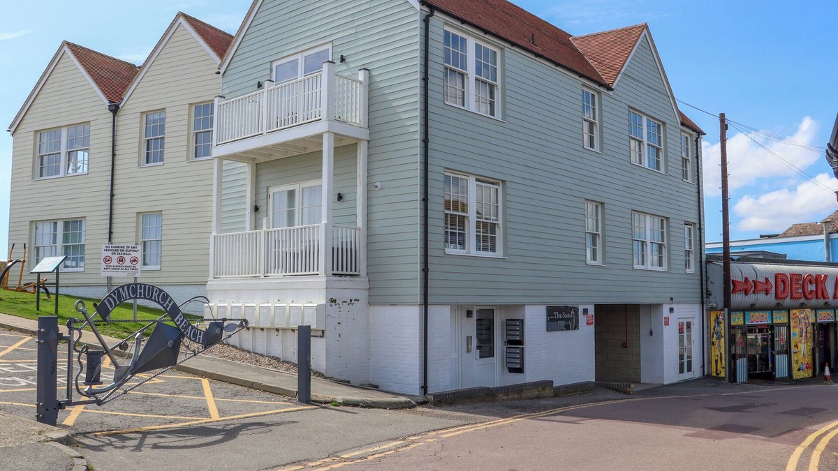 Dymchurch Cottage | THE SEVEN SANDS, country holiday cottage in Dymchurch