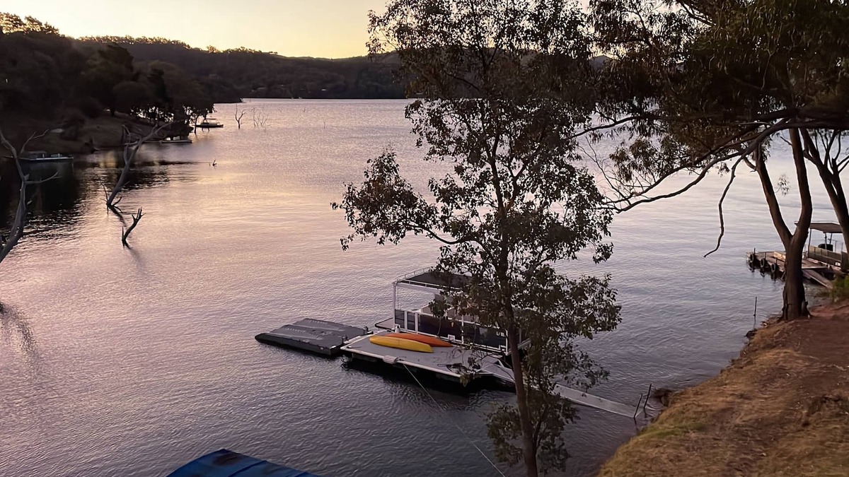 Taylor Bay House | The Shack 2.0 - Lake Eildon