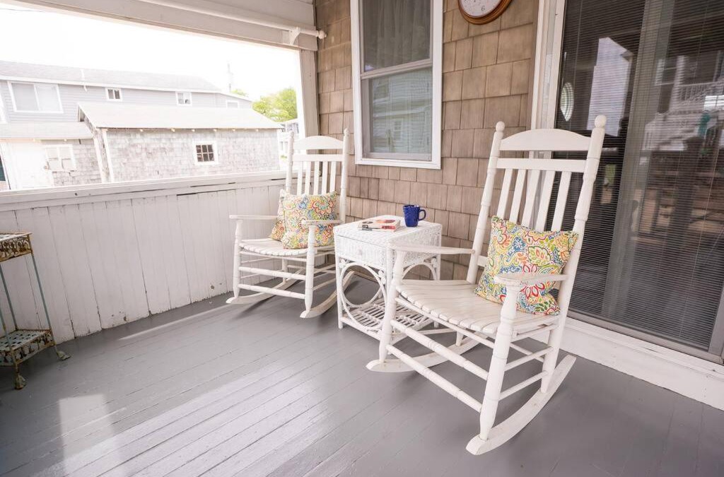 Clinton House | The Sharlene Cottage