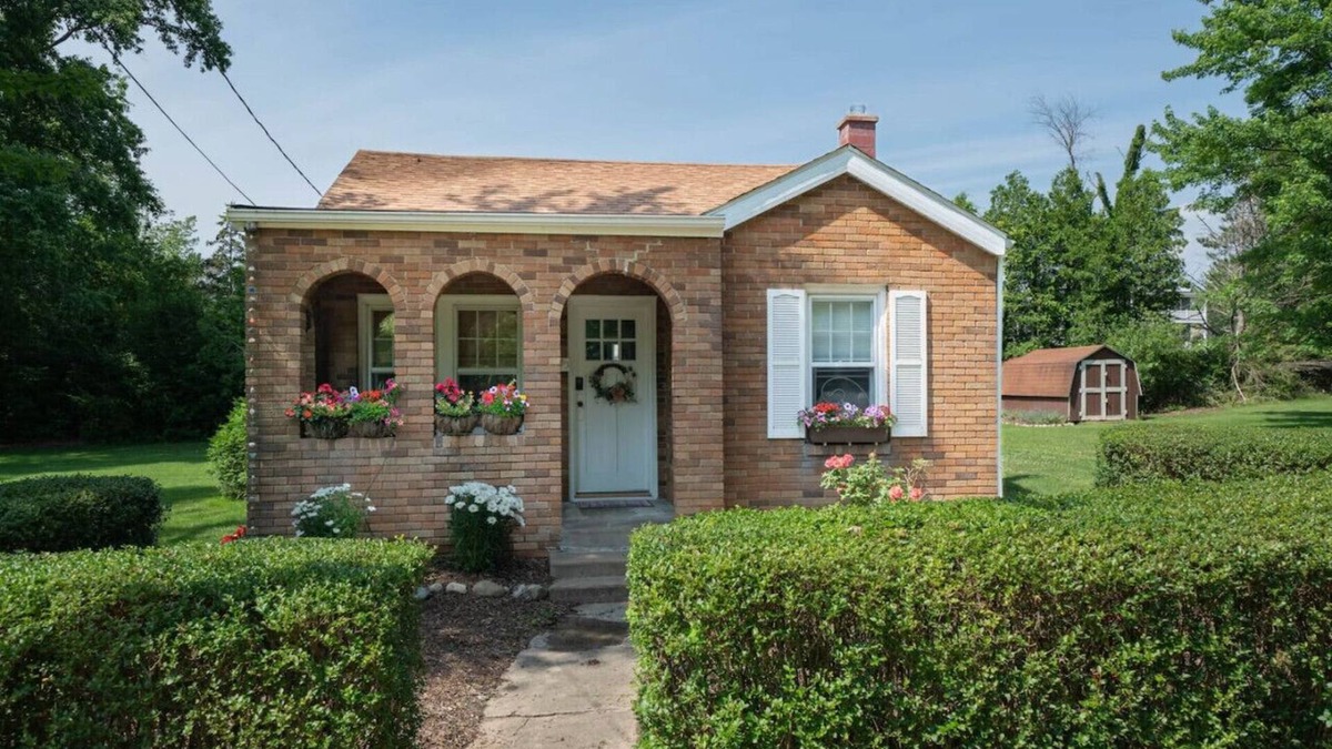 Miami Park House | The She Shed of South Haven