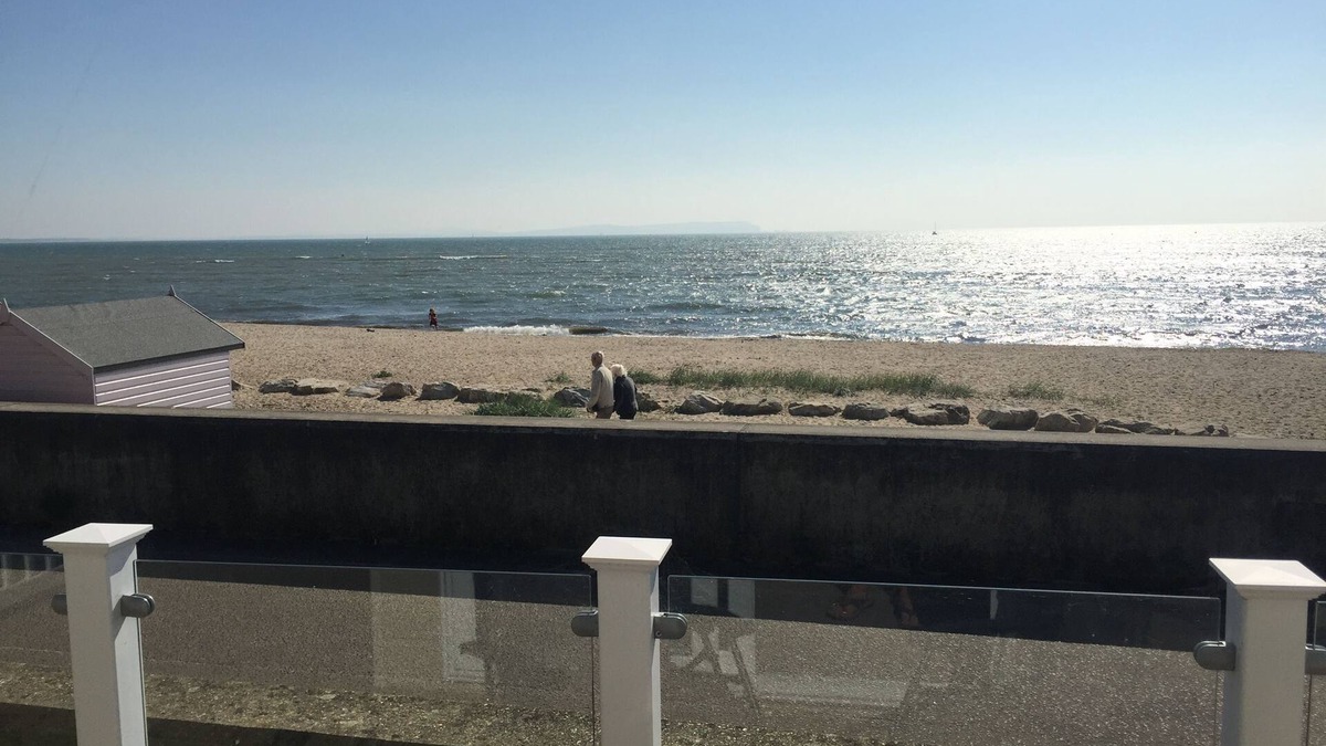 Mudeford Ski Chalet | 'The Shed', A luxury lodge with a view, Sandhills Holiday Park Mudeford